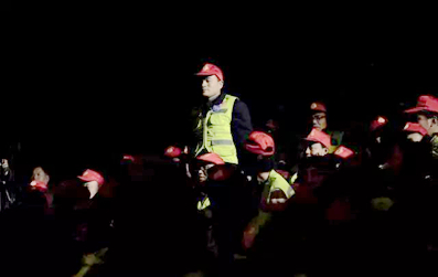 不忘初心，砥礪前行                        ——贊山東勝利鋼管有限公司愛心一百公益車隊(duì)隊(duì)員