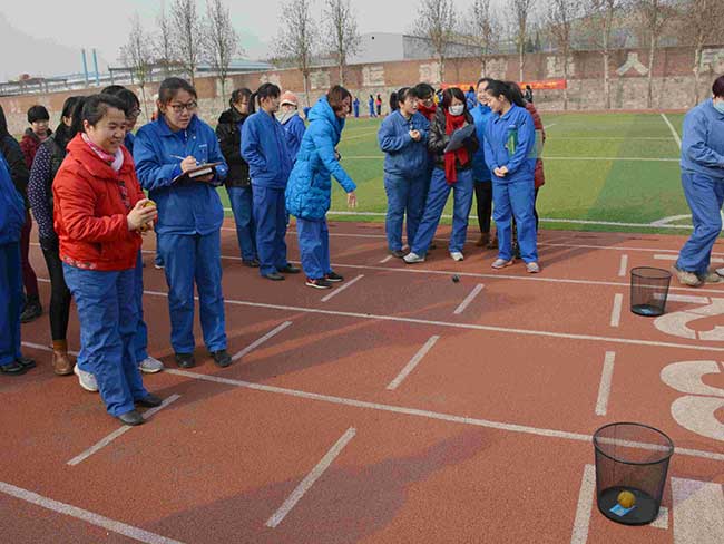 工會(huì)組織慶?！叭恕眿D女節(jié)活動(dòng)